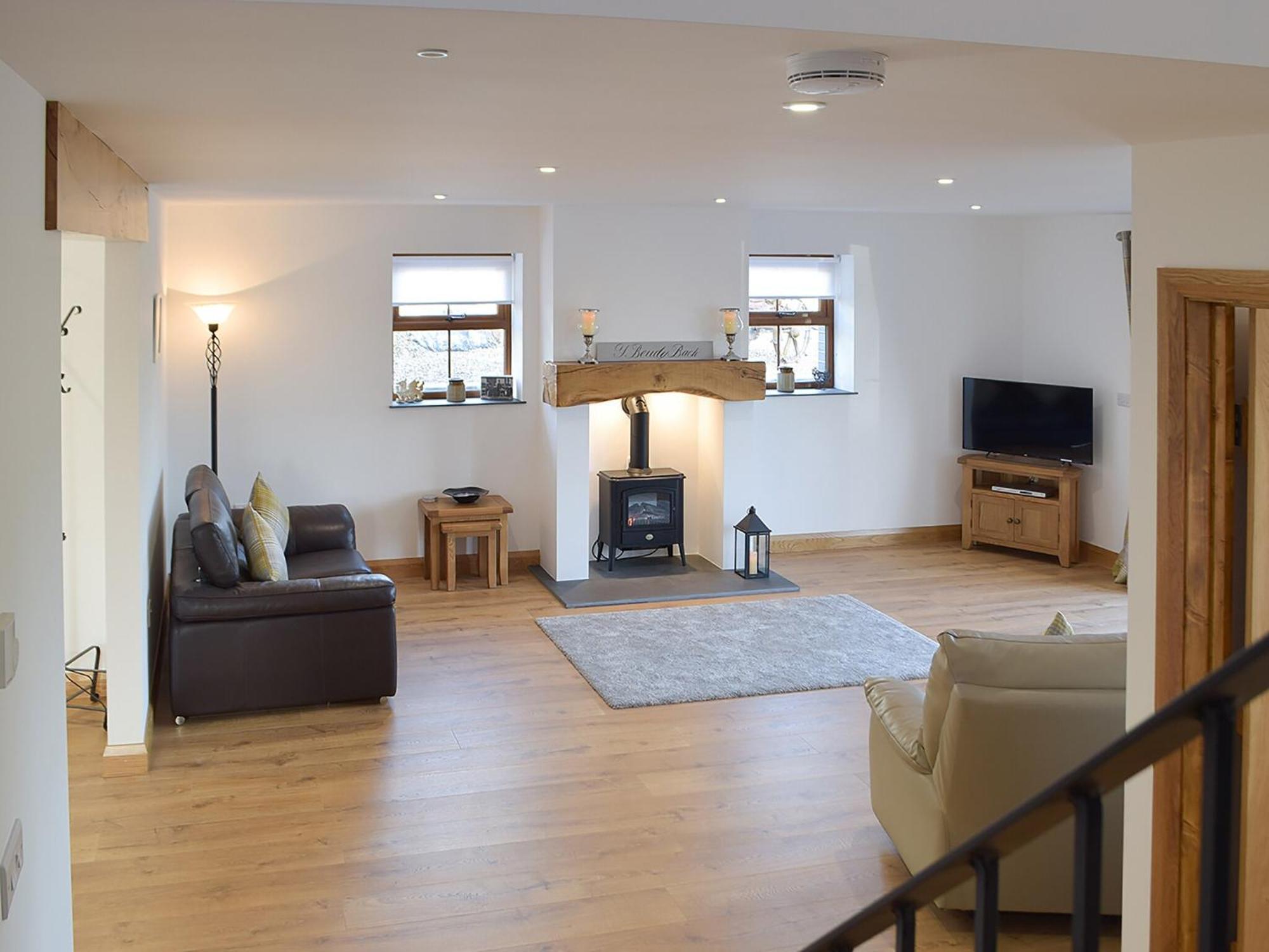 Y Beudy Bach Villa Pont-y-Berem Bagian luar foto